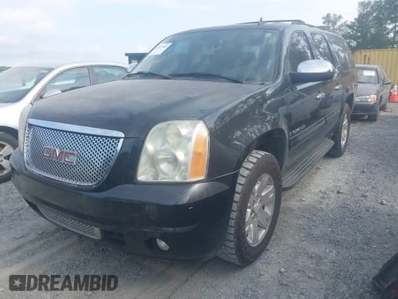 ✅ 2007 GMC Yukon XL SLT • VIN: 1GKFC16087R337279 • Lot: 42317640. Listed on IAAI with 198,860 mi. Free auction sales archive from the USA and detailed vehicle history report at DreamBid. Image 2.