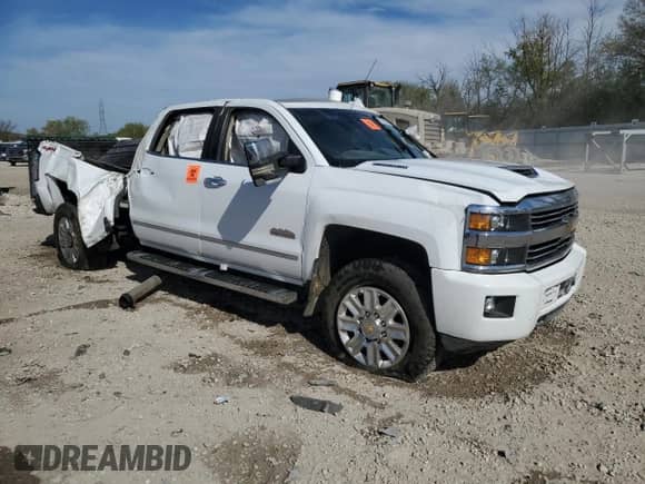 2017 Chevrolet Silverado 2500HD High Country с VIN 1GC1KXEY5HF247304, выставлен на аукционе Copart как лот 56538385 с пробегом Не указан миль и На запчасти • Non repairable. История ставок и продаж доступна на DreamBid. Изображение 4.