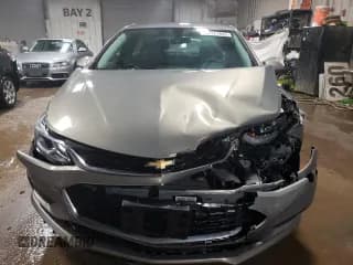 ✅ 2017 Chevrolet Cruze LT • VIN: 1G1BE5SM9H7154967 • Lot: 38131893. Wystawiony na Copart z przebiegiem 54 165 mil. Bezpłatny archiwum sprzedaży aukcyjnych z USA i szczegółowy raport historii pojazdu na DreamBid. Zdjęcie 5.