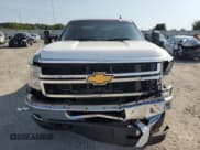 ✅ 2013 Chevrolet Silverado 2500HD LT • VIN: 1GC1KXC86DF140601 • Lot: 67400914. Wystawiony na Copart z przebiegiem 202 820 mil. Bezpłatny archiwum sprzedaży aukcyjnych z USA i szczegółowy raport historii pojazdu na DreamBid. Zdjęcie 5.