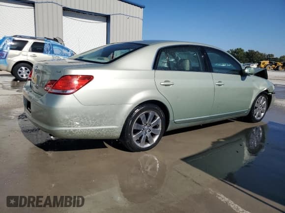 ✅ 2006 Toyota Avalon XLS • VIN: 4T1BK36B06U084993 • Лот: 85875155. Опубликован ранее на Copart с пробегом 292 382 миль. Бесплатный доступ к архиву аукционных продаж из США и подробный отчёт об истории автомобиля на DreamBid. Изображение 3.