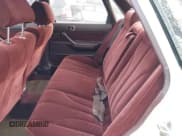 ✅ 1988 Toyota Camry LE • VIN: JT2SV22E5J3248025 • Lot: 42921735. Wystawiony na IAAI z przebiegiem 85 398 mil. Bezpłatny archiwum sprzedaży aukcyjnych z USA i szczegółowy raport historii pojazdu na DreamBid. Zdjęcie 8.