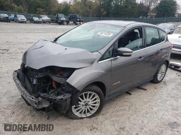 ✅ 2013 Ford C-Max SEL • VIN: 1FADP5BU2DL536114 • Lot: 90214335. Listed on Copart with 157,717 mi. Free auction sales archive from the USA and detailed vehicle history report at DreamBid. Image 1.