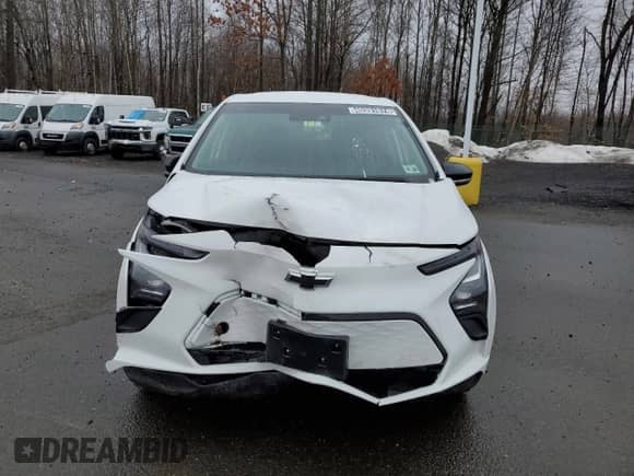 2023 Chevrolet Bolt EV 1LT z VIN 1G1FW6S00P4186367, wystawiony jako Copart lot #40391674 z przebiegiem 10 550 mil mil oraz . Historia ofert i sprzedaży dostępna na DreamBid. Obrazek 5.