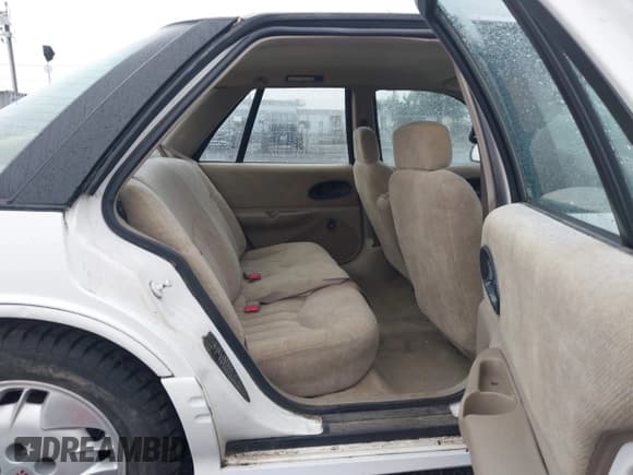 ✅ 1997 Oldsmobile Cutlass Supreme Series II • VIN: 1G3WH52M9VF350389 • Лот: 43863905. Опубликован ранее на IAAI с пробегом 134 748 миль. Бесплатный доступ к архиву аукционных продаж из США и подробный отчёт об истории автомобиля на DreamBid. Изображение 8.