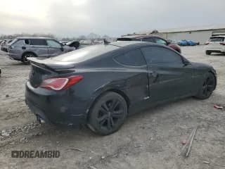 ✅ 2010 Hyundai Genesis Coupe Grand Touring • VIN: KMHHU6KH7AU019728 • Lot: 48321395. Wystawiony na Copart z przebiegiem 185 966 mil. Bezpłatny archiwum sprzedaży aukcyjnych z USA i szczegółowy raport historii pojazdu na DreamBid. Zdjęcie 3.