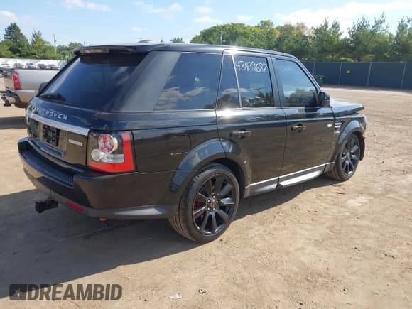 ✅ 2013 Land Rover Range Rover Sport HSE Lux • VIN: SALSK2D41DA764797 • Lot: 43439687. Wystawiony na IAAI z przebiegiem 101 971 mil. Bezpłatny archiwum sprzedaży aukcyjnych z USA i szczegółowy raport historii pojazdu na DreamBid. Zdjęcie 4.