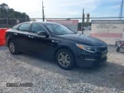 ✅ 2017 Kia Optima LX • VIN: 5XXGT4L35HG152790 • Lot: 43811896. Wystawiony na IAAI z przebiegiem 186 859 mil. Bezpłatny archiwum sprzedaży aukcyjnych z USA i szczegółowy raport historii pojazdu na DreamBid. Zdjęcie 1.