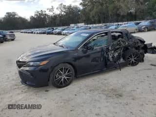 2022 Toyota Camry SE с VIN 4T1S11AK5NU657982, выставлен на аукционе Copart как лот 47242495 с пробегом 27 128 миль миль и На запчасти • Non repairable. История ставок и продаж доступна на DreamBid. Изображение 1.