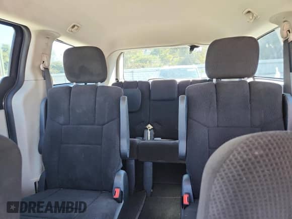 2013 Dodge Grand Caravan SXT с VIN 2C4RDGBG2DR608029, выставлен на аукционе Copart как лот 86074415 с пробегом 225 316 миль миль и Списание • Salvage title. История ставок и продаж доступна на DreamBid. Изображение 10.