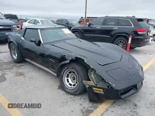 1982 Chevrolet Corvette с VIN 1G1AY8787C5117940, выставлен на аукционе IAAI как лот 42382342 с пробегом 25 145 миль миль и . История ставок и продаж доступна на DreamBid. Изображение 6.