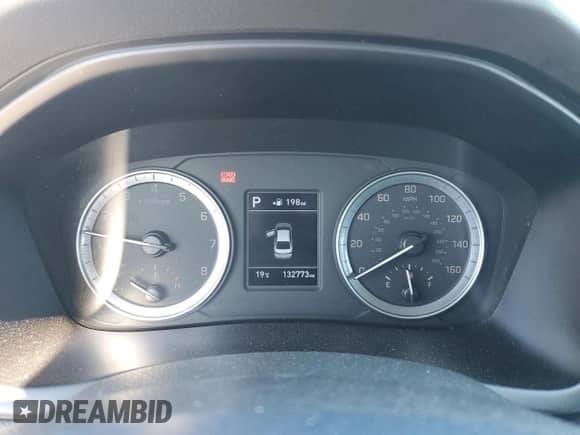 2018 Hyundai Sonata SE с VIN 5NPE24AF8JH705997, выставлен на аукционе Copart как лот 82363795 с пробегом 132 773 миль миль и Списание • Salvage title. История ставок и продаж доступна на DreamBid. Изображение 9.