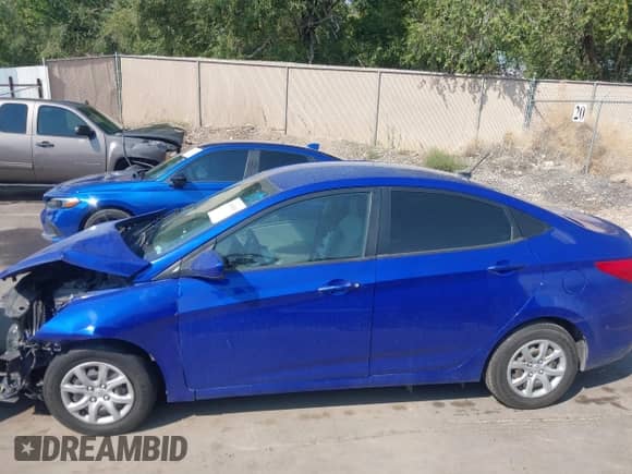 2014 Hyundai Accent GLS с VIN KMHCT4AE6EU688460, выставлен на аукционе IAAI как лот 43088503 с пробегом 110 666 миль миль и . История ставок и продаж доступна на DreamBid. Изображение 15.