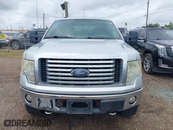 ✅ 2010 Ford F-150 XL • VIN: 1FTFW1EVXAFB54135 • Lot: 42565203. Wystawiony na IAAI z przebiegiem 192 383 mil. Bezpłatny archiwum sprzedaży aukcyjnych z USA i szczegółowy raport historii pojazdu na DreamBid. Zdjęcie 6.