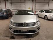 ✅ 2013 Volkswagen CC R-Line • VIN: WVWBN7AN1DE541631 • Lot: 43662152. Listed on IAAI with 127,075 mi. Free auction sales archive from the USA and detailed vehicle history report at DreamBid. Image 12.