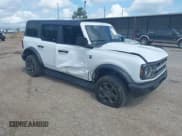 ✅ 2021 Ford Bronco • VIN: 1FMDE5BH6MLA80102 • Lot: 42126680. Wystawiony na IAAI z przebiegiem 67 913 mil. Bezpłatny archiwum sprzedaży aukcyjnych z USA i szczegółowy raport historii pojazdu na DreamBid. Zdjęcie 1.