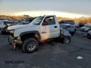 ✅ 2007 Chevrolet Silverado 2500HD • VIN: 1GBHK24D77E172226 • Lot: 92254545. Wystawiony na Copart z przebiegiem Nie podano. Bezpłatny archiwum sprzedaży aukcyjnych z USA i szczegółowy raport historii pojazdu na DreamBid. Zdjęcie 1.