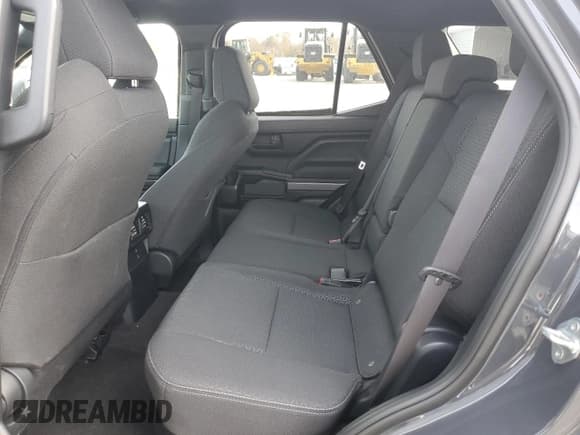 ✅ 2025 Toyota 4Runner SR5 • VIN: JTEVA5BR8S5040274 • Лот: 91718695. Опубликован ранее на Copart с пробегом 6 130 миль. Бесплатный доступ к архиву аукционных продаж из США и подробный отчёт об истории автомобиля на DreamBid. Изображение 11.