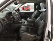 ✅ 2010 Chevrolet Silverado 1500 • VIN: 1GCSKTE27AZ121958 • Lot: 60167475. Wystawiony na Copart z przebiegiem 191 880 mil. Bezpłatny archiwum sprzedaży aukcyjnych z USA i szczegółowy raport historii pojazdu na DreamBid. Zdjęcie 7.