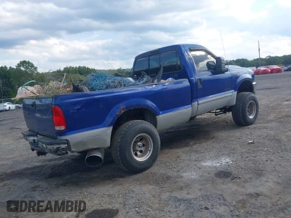 ✅ 2003 Ford F-350 • VIN: 1FTSF31P13ED65170 • Lot: 43113386. Listed on IAAI with 155,837 mi. Free auction sales archive from the USA and detailed vehicle history report at DreamBid. Image 4.