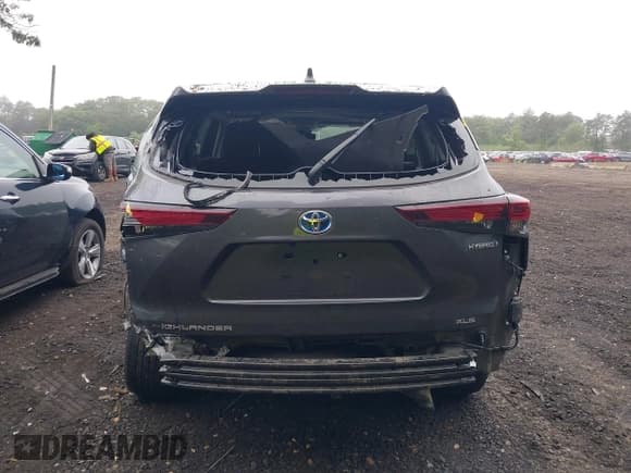 ✅ 2024 Toyota Highlander Hybrid XLE • VIN: 5TDKBRCH0RS609639 • Lot: 42500457. Wystawiony na IAAI z przebiegiem 52 607 mil. Bezpłatny archiwum sprzedaży aukcyjnych z USA i szczegółowy raport historii pojazdu na DreamBid. Zdjęcie 16.