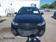 ✅ 2020 Chevrolet Trax LT • VIN: 3GNCJPSB8LL111685 • Lot: 42812306. Wystawiony na IAAI z przebiegiem Nie podano. Bezpłatny archiwum sprzedaży aukcyjnych z USA i szczegółowy raport historii pojazdu na DreamBid. Zdjęcie 12.