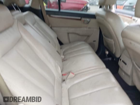 ✅ 2008 Hyundai Santa Fe SE • VIN: 5NMSH73E78H147297 • Lot: 42919597. Wystawiony na IAAI z przebiegiem 189 980 mil. Bezpłatny archiwum sprzedaży aukcyjnych z USA i szczegółowy raport historii pojazdu na DreamBid. Zdjęcie 8.