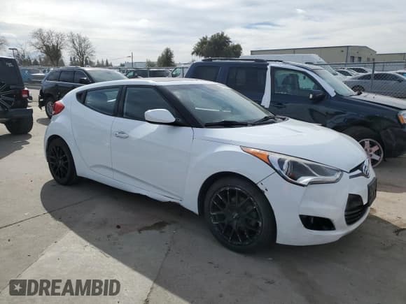 ✅ 2017 Hyundai Veloster Value Edition • VIN: KMHTC6ADXHU323836 • Lot: 46752225. Wystawiony na Copart z przebiegiem 171 428 mil. Bezpłatny archiwum sprzedaży aukcyjnych z USA i szczegółowy raport historii pojazdu na DreamBid. Zdjęcie 4.