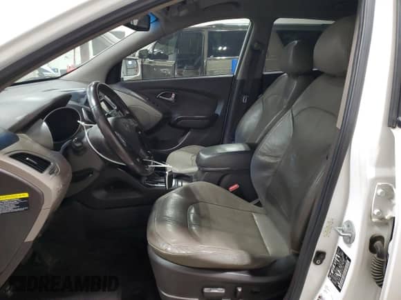 2014 Hyundai Tucson Limited z VIN KM8JUCAG5EU940764, wystawiony jako Copart lot #83760535 z przebiegiem 188 447 mil mil oraz Czysty tytuł • Clean title. Historia ofert i sprzedaży dostępna na DreamBid. Obrazek 7.