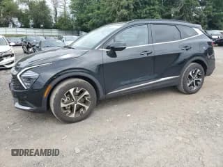 ✅ 2025 Kia Sportage EX • VIN: 5XYK3CDF2SG267606 • Лот: 69371035. Опубликован ранее на Copart с пробегом 11 870 миль. Бесплатный доступ к архиву аукционных продаж из США и подробный отчёт об истории автомобиля на DreamBid. Изображение 1.