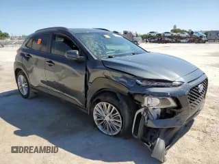 ✅ 2021 Hyundai Kona SEL • VIN: KM8K22AA5MU629365 • Лот: 47602274. Опубликован ранее на Copart с пробегом 64 771 миль. Бесплатный доступ к архиву аукционных продаж из США и подробный отчёт об истории автомобиля на DreamBid. Изображение 4.