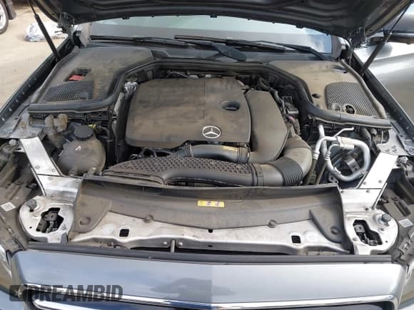 ✅ 2020 Mercedes-Benz E 350 • VIN: WDDZF8DB5LA711908 • Lot: 42074964. Listed on IAAI with 49,805 mi. Free auction sales archive from the USA and detailed vehicle history report at DreamBid. Image 10.