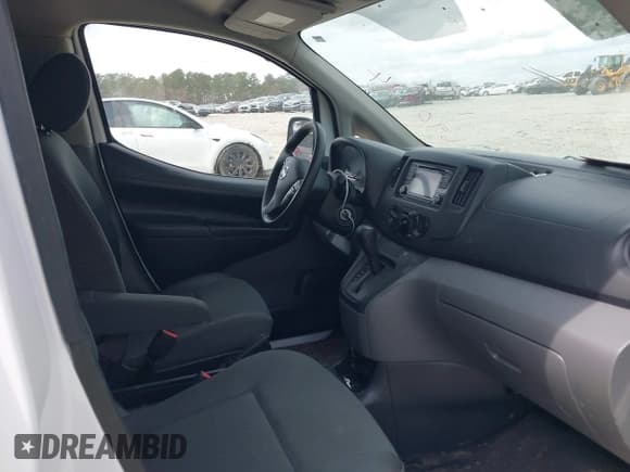 ✅ 2019 Nissan NV200 S • VIN: 3N6CM0KN5KK690914 • Lot: 41788532. Listed on IAAI with 179,055 mi. Free auction sales archive from the USA and detailed vehicle history report at DreamBid. Image 5.