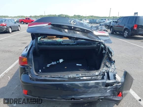 ✅ 2019 Lexus IS 300 • VIN: JTHC81D25K5038917 • Lot: 42859214. Listed on IAAI with 71,230 mi. Free auction sales archive from the USA and detailed vehicle history report at DreamBid. Image 6.