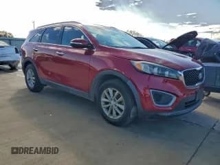 ✅ 2016 Kia Sorento LX • VIN: 5XYPG4A50GG178751 • Лот: 93388105. Опубликован ранее на Copart с пробегом 177 114 миль. Бесплатный доступ к архиву аукционных продаж из США и подробный отчёт об истории автомобиля на DreamBid. Изображение 4.