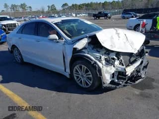 ✅ 2015 Lincoln MKZ • VIN: 3LN6L2G99FR616205 • Lot: 41496468. Wystawiony na IAAI z przebiegiem 132 256 mil. Bezpłatny archiwum sprzedaży aukcyjnych z USA i szczegółowy raport historii pojazdu na DreamBid. Zdjęcie 1.