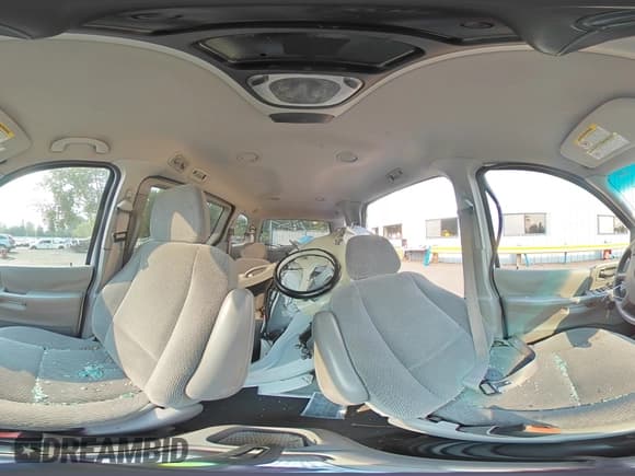 ✅ 2002 Ford Windstar Sport Standard • VIN: 2FMZA57402BB85996 • Lot: 69498454. Wystawiony na Copart z przebiegiem 169 070 mil. Bezpłatny archiwum sprzedaży aukcyjnych z USA i szczegółowy raport historii pojazdu na DreamBid. Zdjęcie 13.