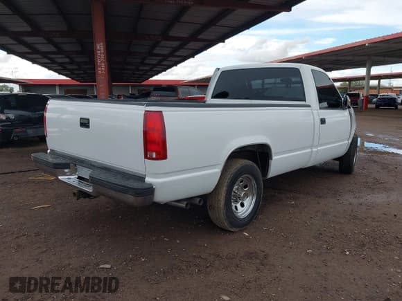 ✅ 1989 Chevrolet Silverado 2500 • VIN: 1GCFC24K6KZ180169 • Лот: 43747621. Опубликован ранее на IAAI с пробегом 134 294 миль. Бесплатный доступ к архиву аукционных продаж из США и подробный отчёт об истории автомобиля на DreamBid. Изображение 4.