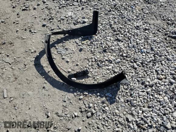 2017 Nissan Murano Platinum with VIN 5N1AZ2MH5HN106735, listed as a Copart auction lot 82236335 with 100,669 mi miles and Salvage title. Bid and sale history available at DreamBid. Image 13.