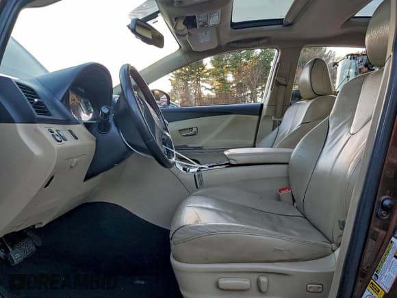 ✅ 2009 Toyota Venza • VIN: 4T3BK11A69U019841 • Лот: 94224135. Опубликован ранее на Copart с пробегом 261 178 миль. Бесплатный доступ к архиву аукционных продаж из США и подробный отчёт об истории автомобиля на DreamBid. Изображение 7.