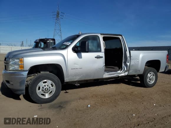 ✅ 2014 Chevrolet Silverado 2500HD LT • VIN: 1GC1CXCG5EF101004 • Lot: 85304134. Wystawiony na Copart z przebiegiem 136 107 mil. Bezpłatny archiwum sprzedaży aukcyjnych z USA i szczegółowy raport historii pojazdu na DreamBid. Zdjęcie 1.