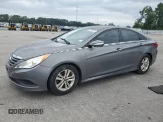 2014 Hyundai Sonata GLS with VIN 5NPEB4AC9EH917268, listed as a Copart auction lot 67715815 with 100,895 mi miles and Salvage title. Bid and sale history available at DreamBid. Image 1.