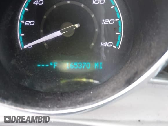 ✅ 2010 Chevrolet Malibu 1FL • VIN: 1G1ZA5E09AF278431 • Lot: 43355679. Listed on IAAI with 165,370 mi. Free auction sales archive from the USA and detailed vehicle history report at DreamBid. Image 15.