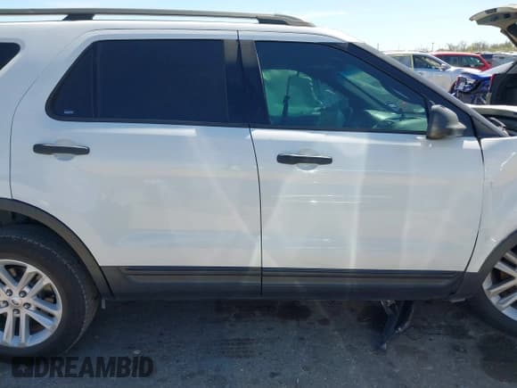 ✅ 2015 Ford Explorer • VIN: 1FM5K7B81FGA03013 • Лот: 41817980. Опубликован ранее на IAAI с пробегом 138 070 миль. Бесплатный доступ к архиву аукционных продаж из США и подробный отчёт об истории автомобиля на DreamBid. Изображение 13.