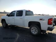 ✅ 2009 Chevrolet Silverado 1500 • VIN: 2GCEK333391141332 • Lot: 90645365. Wystawiony na Copart z przebiegiem 203 526 mil. Bezpłatny archiwum sprzedaży aukcyjnych z USA i szczegółowy raport historii pojazdu na DreamBid. Zdjęcie 2.