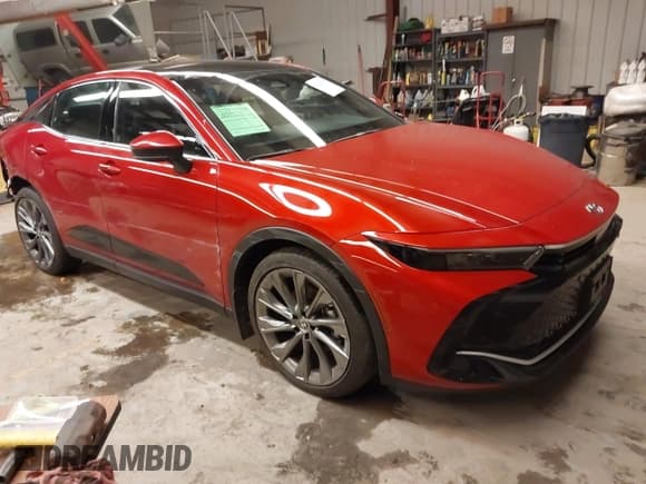 ✅ 2024 Toyota Crown XLE • VIN: JTDAAAAF2R3021468 • Lot: 41622159. Wystawiony na IAAI z przebiegiem 6 120 mil. Bezpłatny archiwum sprzedaży aukcyjnych z USA i szczegółowy raport historii pojazdu na DreamBid. Zdjęcie 1.