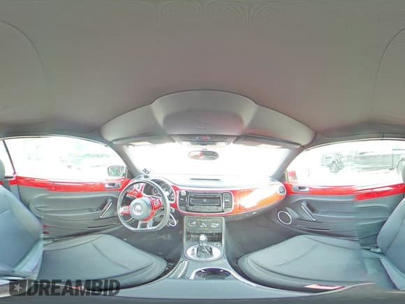 ✅ 2015 Volkswagen Beetle 1.8T • VIN: 3VW517AT0FM804032 • Лот: 80767004. Опубликован ранее на Copart с пробегом 77 938 миль. Бесплатный доступ к архиву аукционных продаж из США и подробный отчёт об истории автомобиля на DreamBid. Изображение 13.