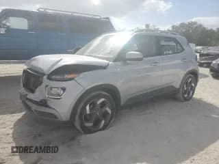 ✅ 2021 Hyundai Venue SEL • VIN: KMHRC8A36MU084793 • Lot: 78506164. Wystawiony na Copart z przebiegiem 41 532 mil. Bezpłatny archiwum sprzedaży aukcyjnych z USA i szczegółowy raport historii pojazdu na DreamBid. Zdjęcie 1.
