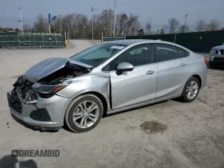 ✅ 2019 Chevrolet Cruze LT • VIN: 1G1BE5SM8K7120350 • Lot: 43147913. Listed on Copart with 108,713 mi. Free auction sales archive from the USA and detailed vehicle history report at DreamBid. Image 1.