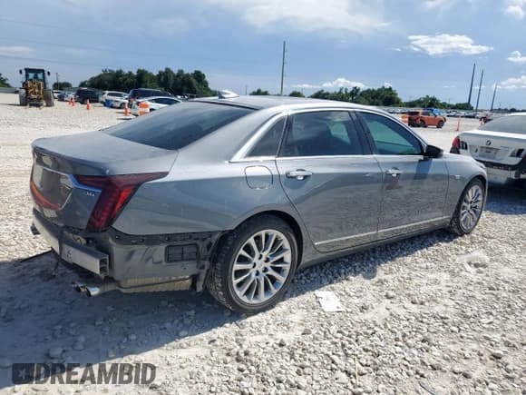 ✅ 2019 Cadillac CT6 Luxury AWD • VIN: 1G6KB5RS8KU128344 • Лот: 68748025. Опубликован ранее на Copart с пробегом 91 239 миль. Бесплатный доступ к архиву аукционных продаж из США и подробный отчёт об истории автомобиля на DreamBid. Изображение 3.